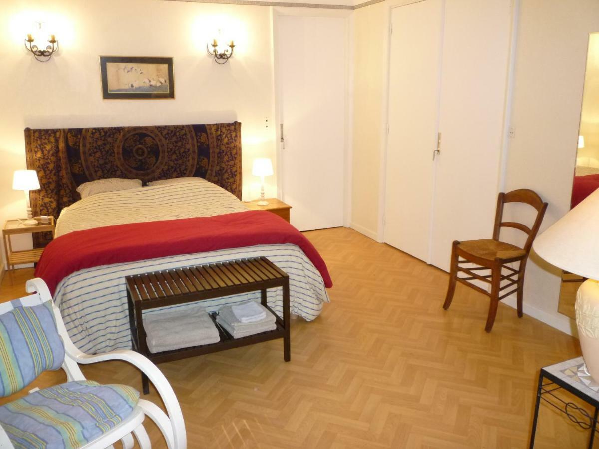 Au Vieux Cedre Bed & Breakfast Mouvaux Екстериор снимка